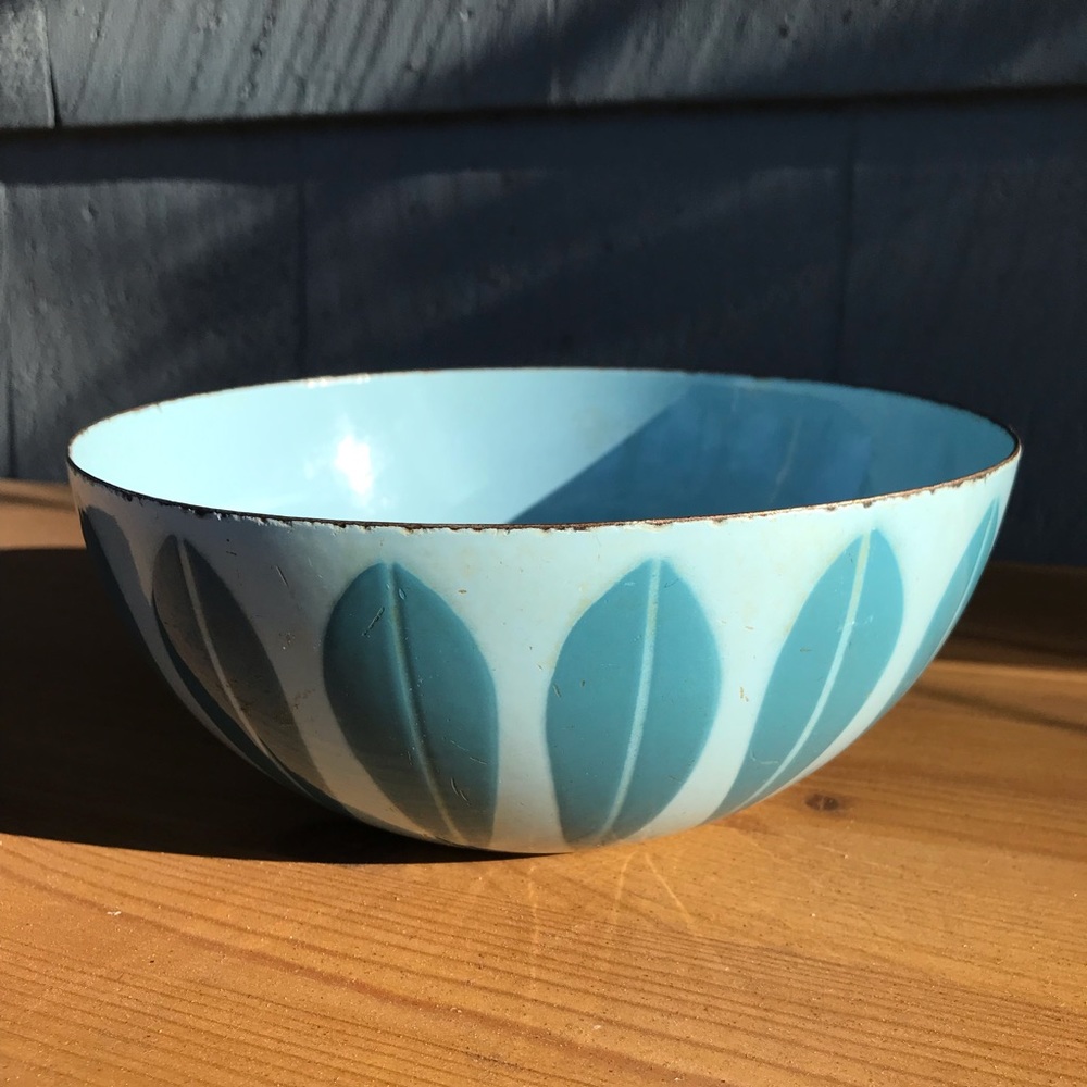 Catharine Holm Norway Lotus Bowl